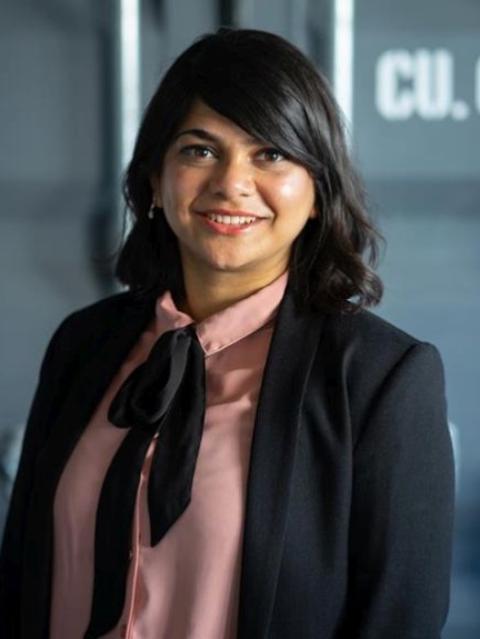 MUT - DER GRÜNDUNGSPREIS NRW - Porträt Jurymitglied Sumaya Islam