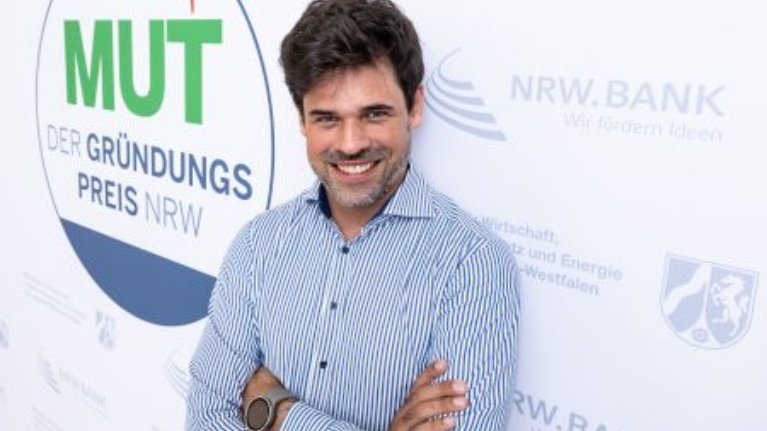 MUT - DER GRÜNDUNGSPREIS NRW - Porträt Jurymitglied Dr. Michael Riebe
