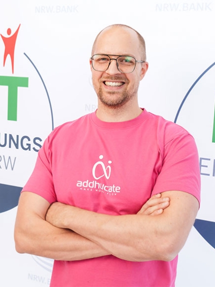 Porträt der Nominierten für MUT – DER GRÜNDUNGSPREIS NRW 2025 addhucate