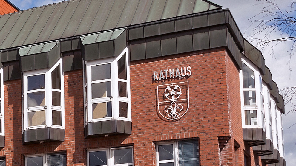 Die Fassade des Rathauses in Kevelaer